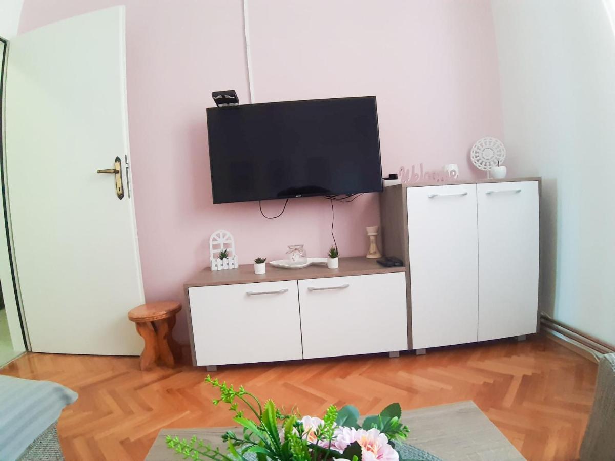 Apartments Sara Podstrana Ngoại thất bức ảnh