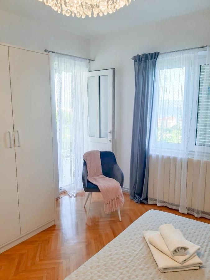 Apartments Sara Podstrana Ngoại thất bức ảnh
