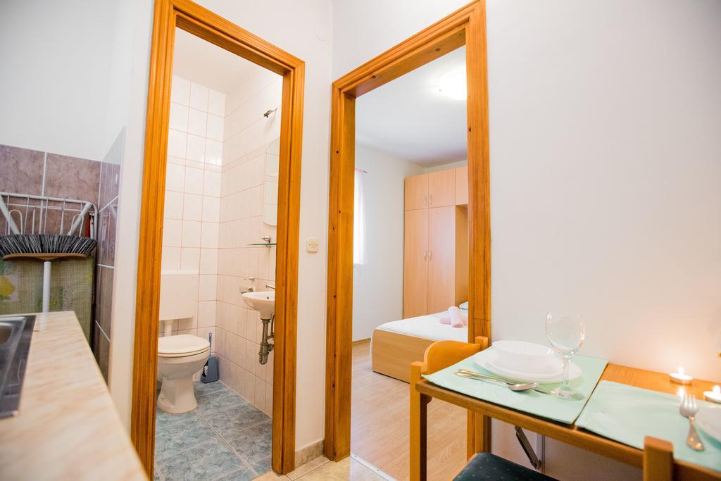 Apartments Sara Podstrana Ngoại thất bức ảnh